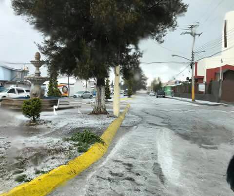 Granizada sorprende a habitantes de Fresnillo, Zacatecas