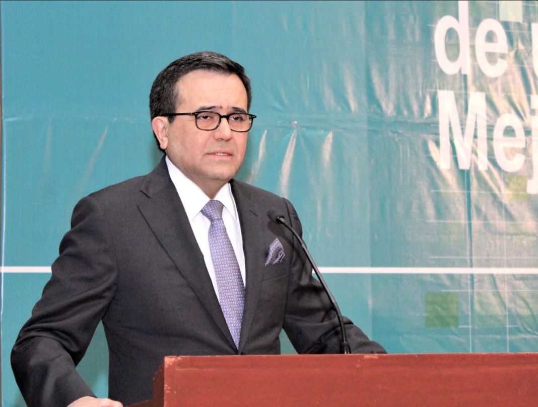 Guajardo pide no dar marcha atrás en avances de transformación de México