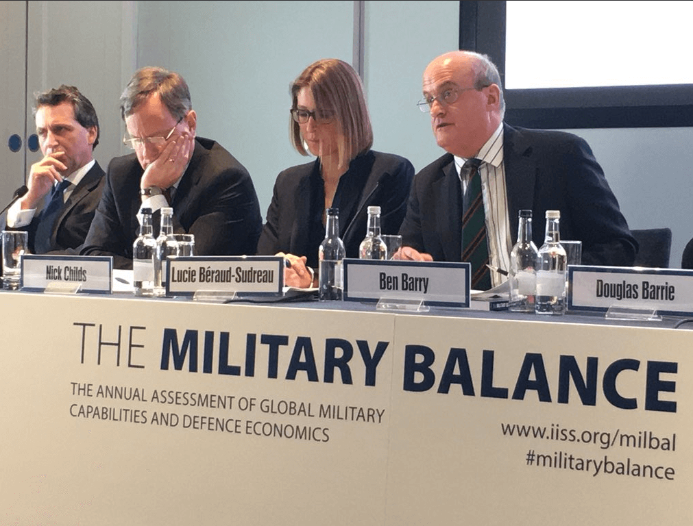 El Instituto Internacional de Estudios Estratégicos presentó su informe sobre defensa