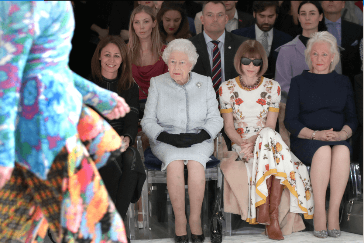 Isabel II en la Semana de la Moda de Londres
