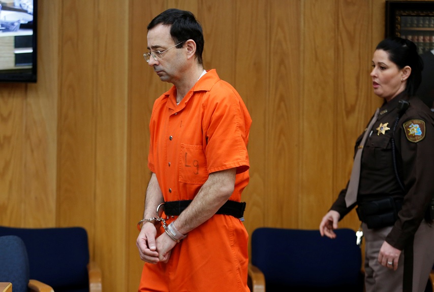 Larry Nassar, sentenciado de 40 a 125 años de prisión en Michigan