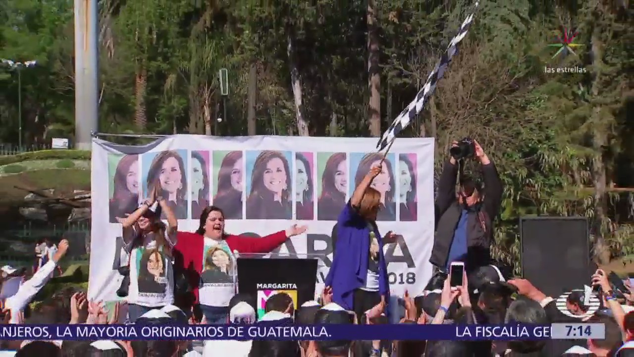 Margarita Zavala da banderazo de salida al 'Firmatón 2018'