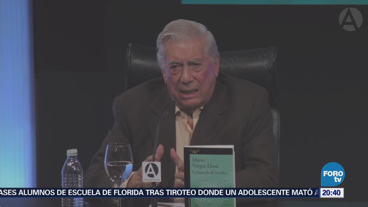 México puede retroceder a una democracia populista: Vargas Llosa