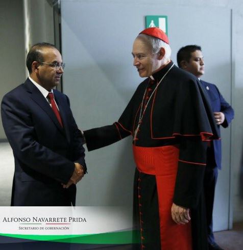 Navarrete Prida felicita a Carlos Aguiar Retes como nuevo arzobispo