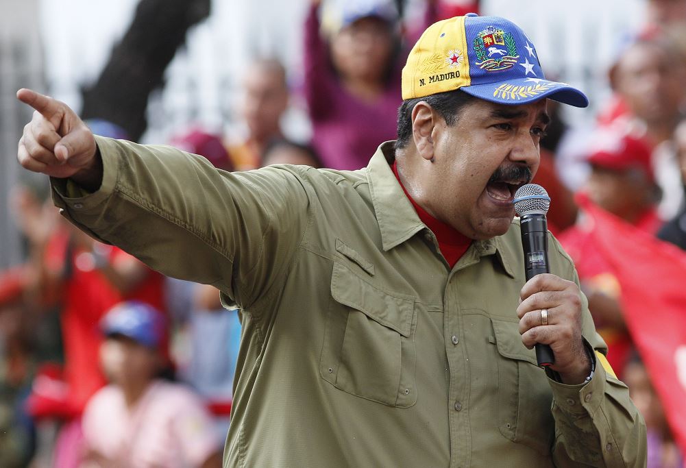 Maduro dice recibirá a todos los observadores internacionales en elecciones