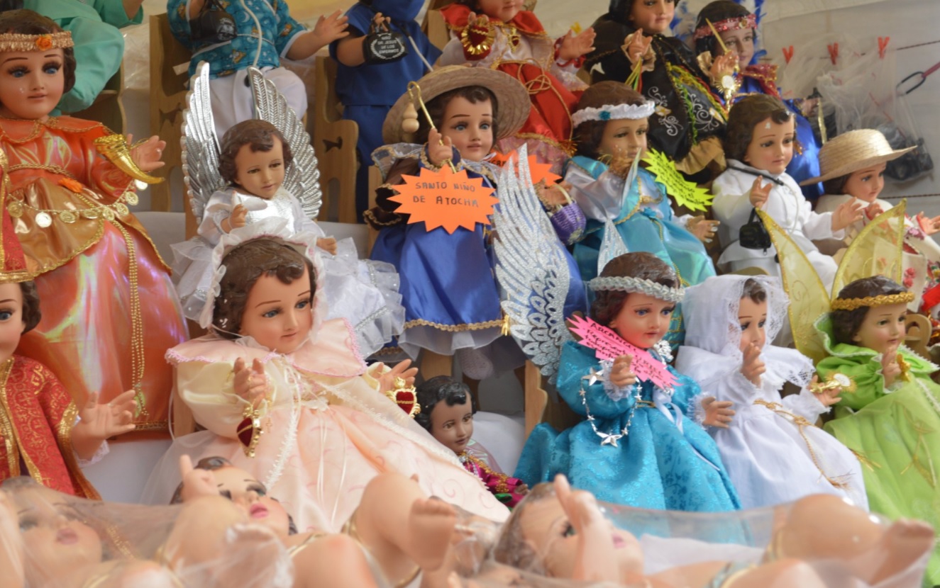 Vestidos de Niño Dios, tradición del Día de la Candelaria en la CDMX