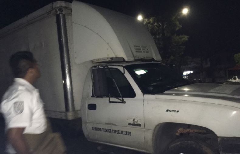 Rescatan en Veracruz a 40 migrantes hondureños dentro de camión