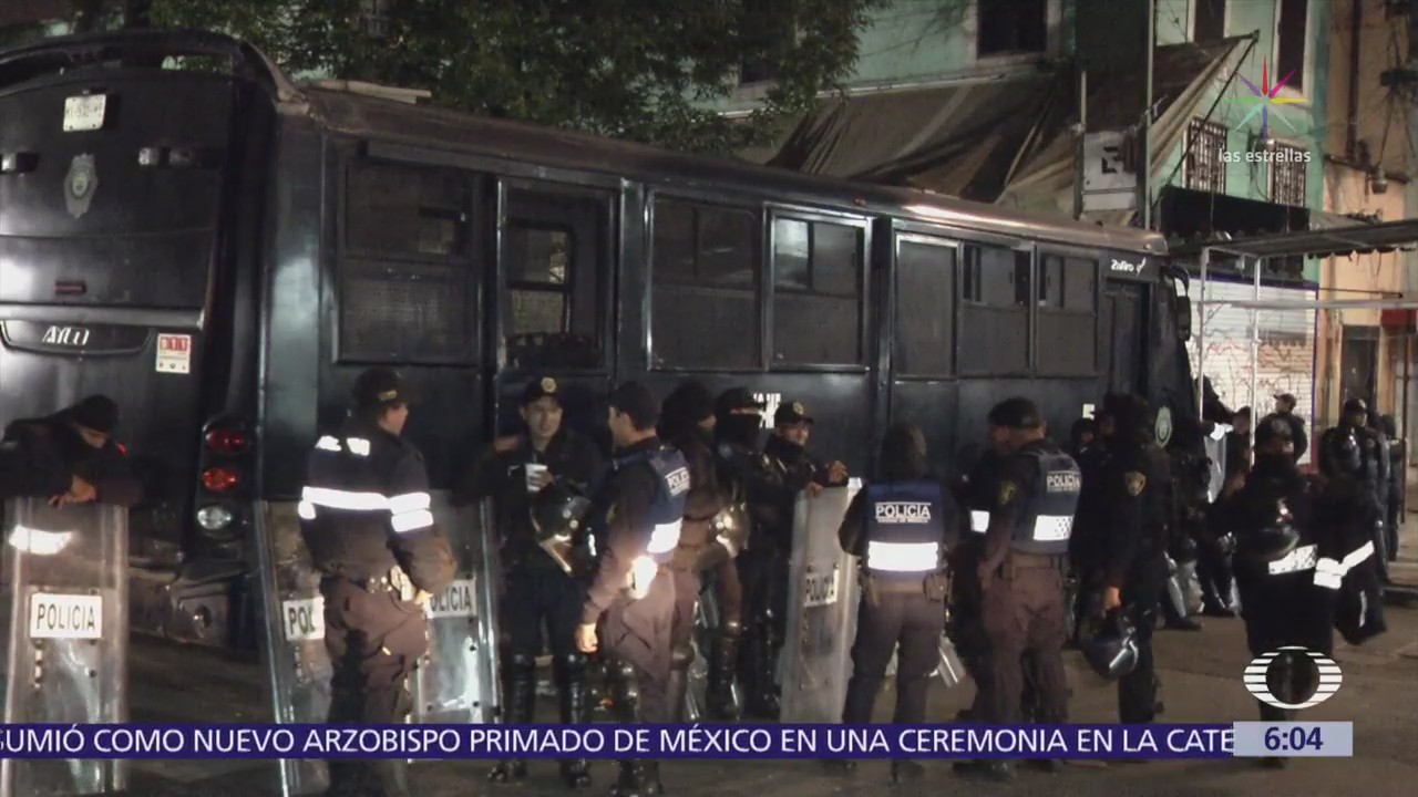 Retiran puestos irregulares en Tepito, CDMX