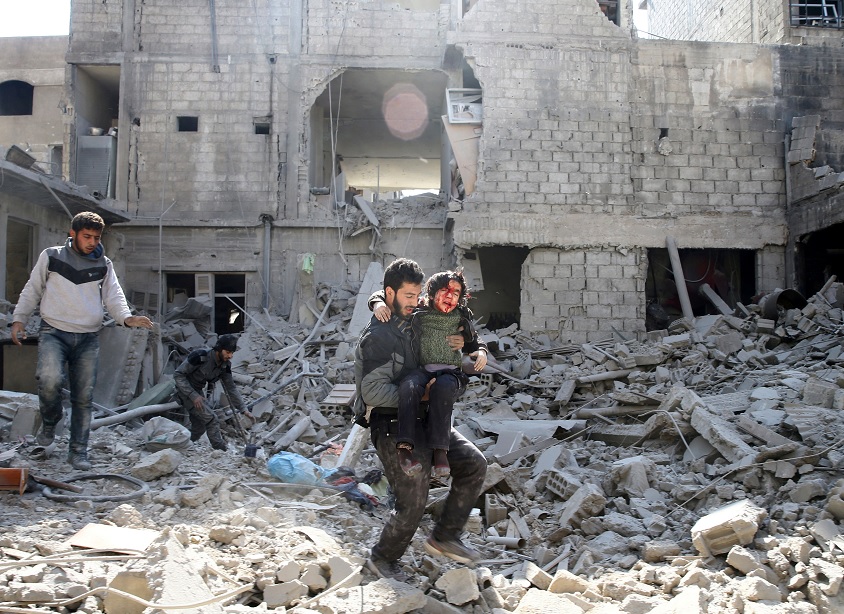 Theresa May, horrorizada por masacre de civiles en Guta, Siria