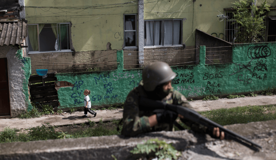 Michel Temer decreta entrada del Ejército en Río de Janeiro