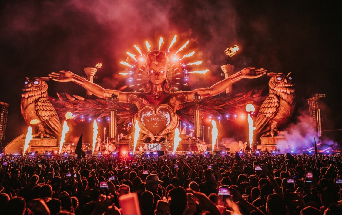 Tiësto y Zedd cierran festival de música electrónica en CDMX