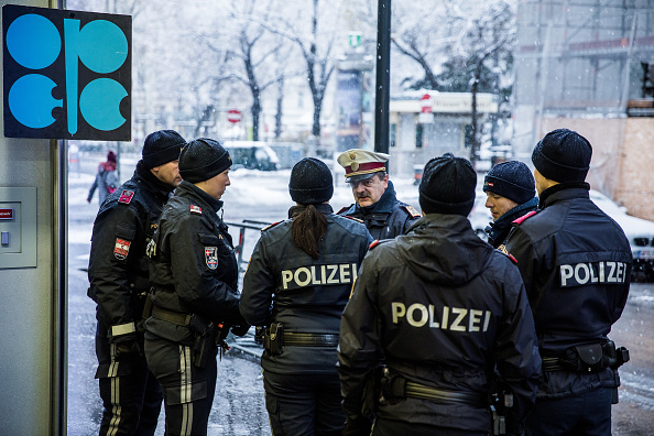 Ataque con cuchillo deja tres heridos en Viena