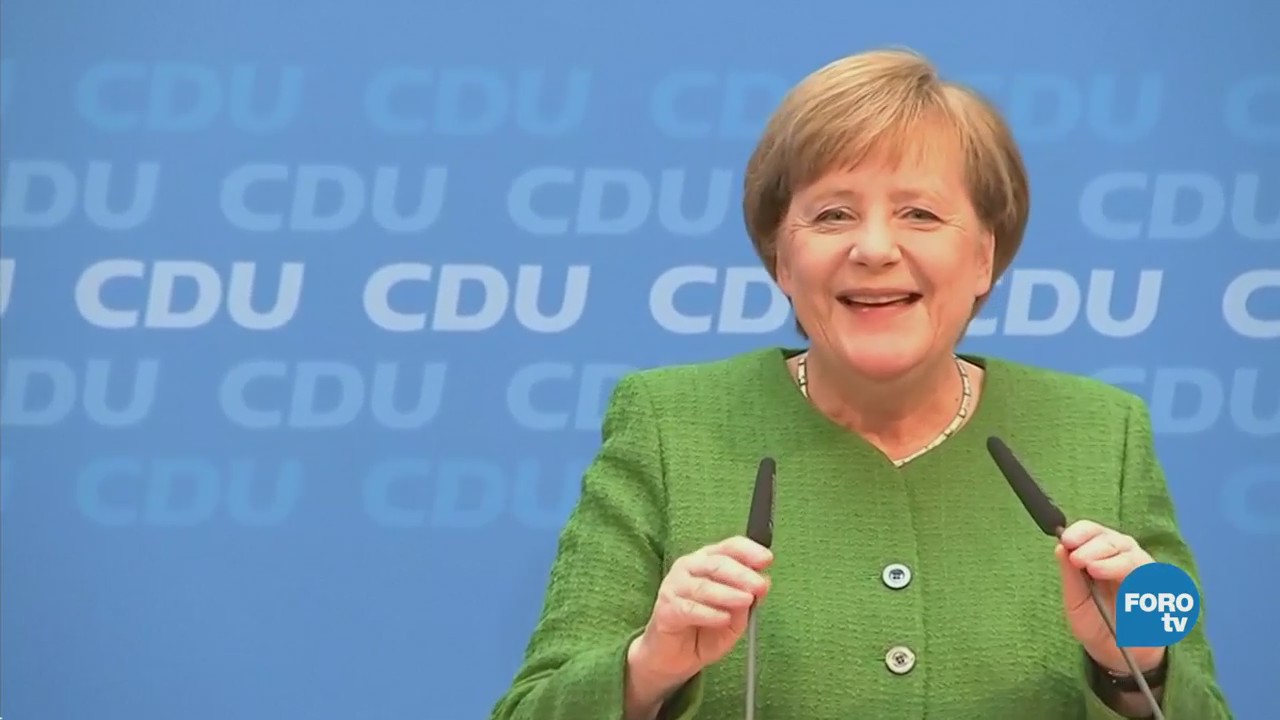 Alemania: Merkel se alista para cuarto periodo y nombra sucesora