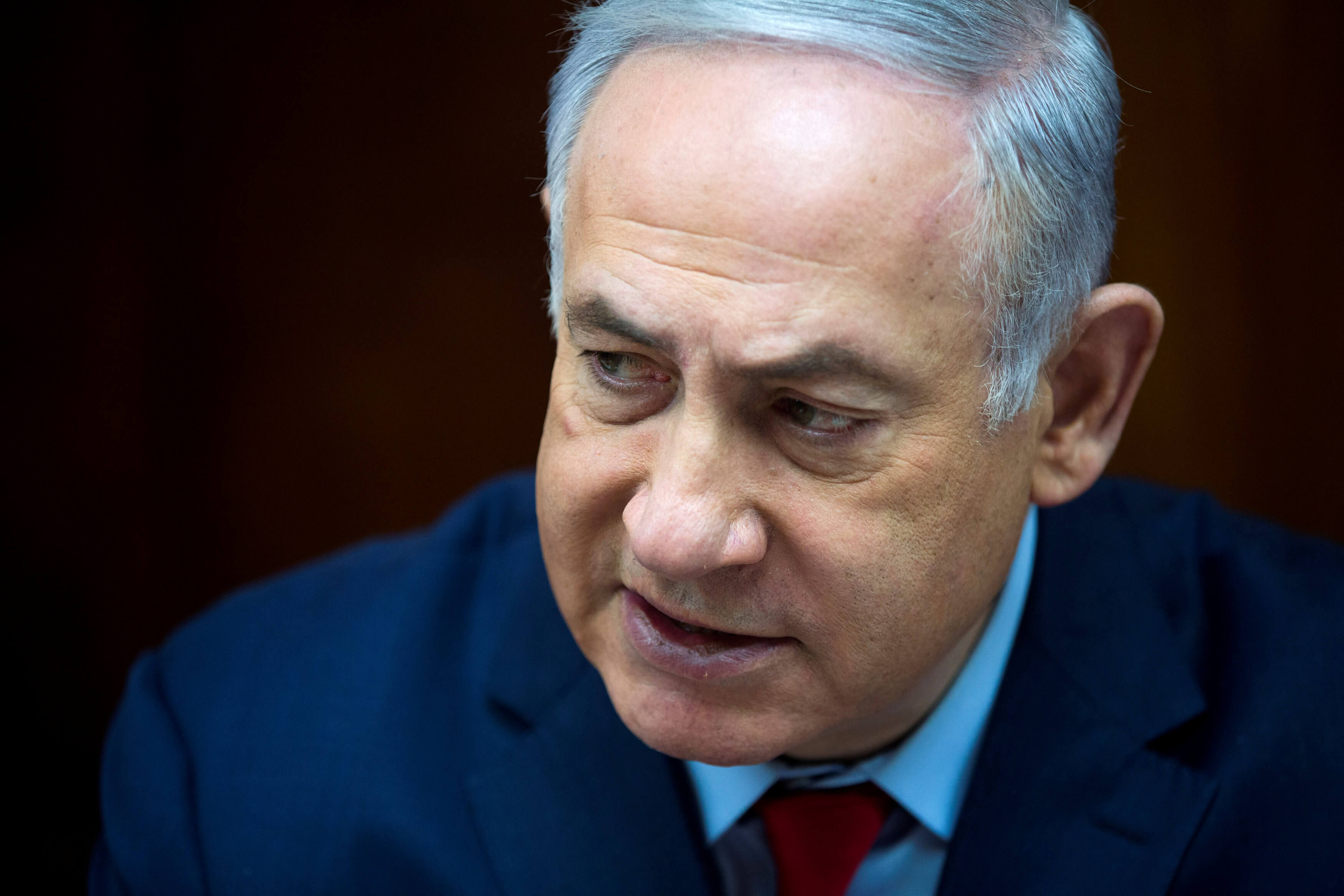 Benjamin Netanyahu sale hospital exámenes médicos
