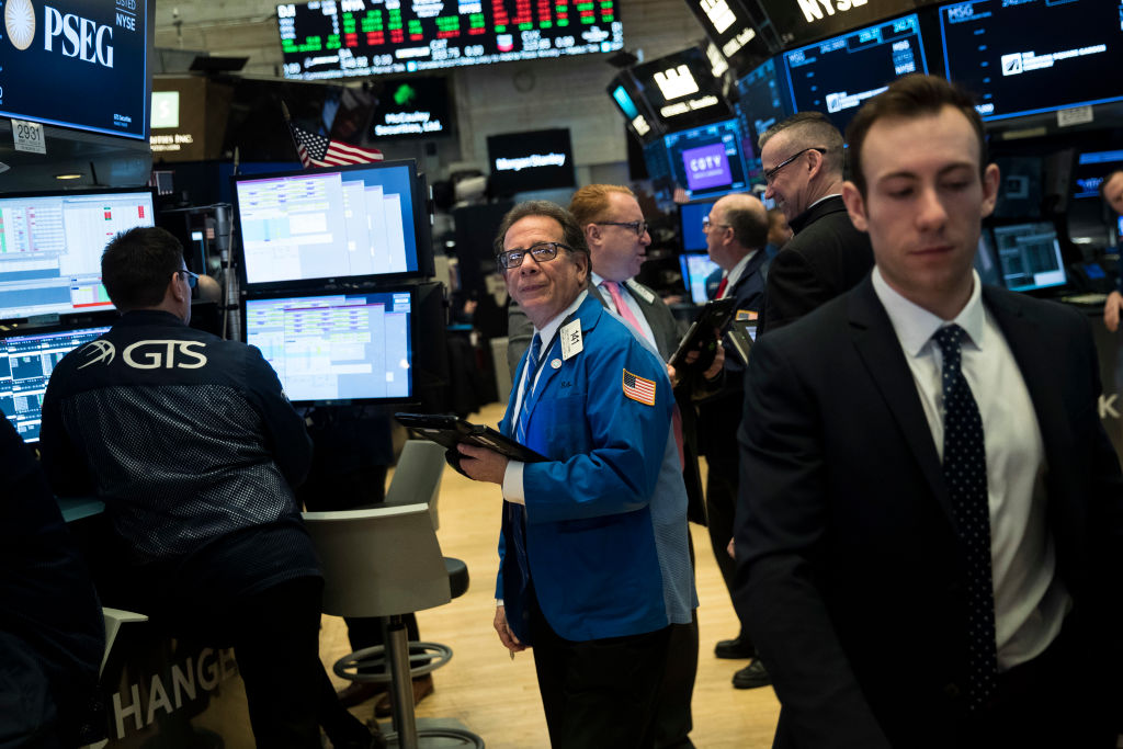 Wall Street cierra ganancias y Dow Jones sube 0 38 ciento