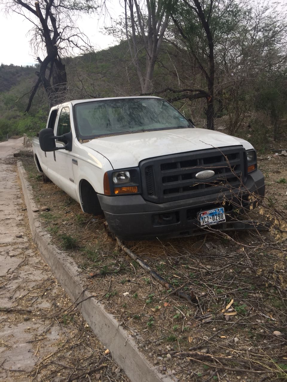 Aseguran 17 vehículos robados en límites entre Chihuahua y Sinaloa