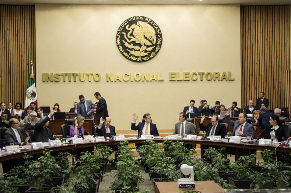 INE aprueba seis mil 920 candidaturas a cargos de elección popular