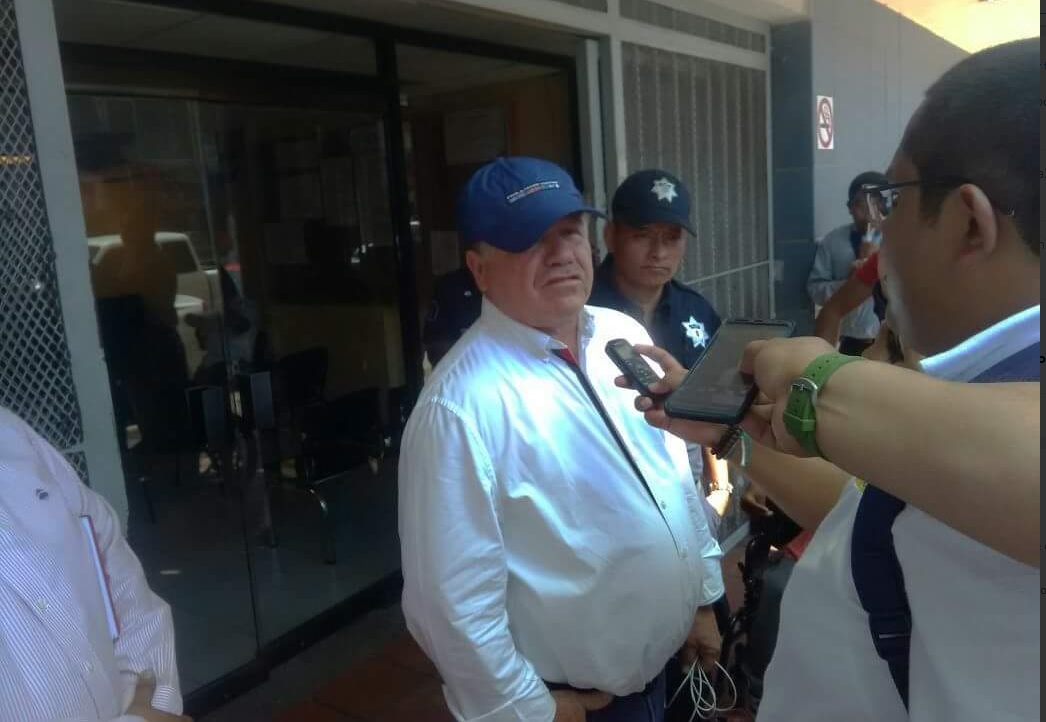 Edil de Macuspana, Tabasco, se entrega para arresto de 24 horas