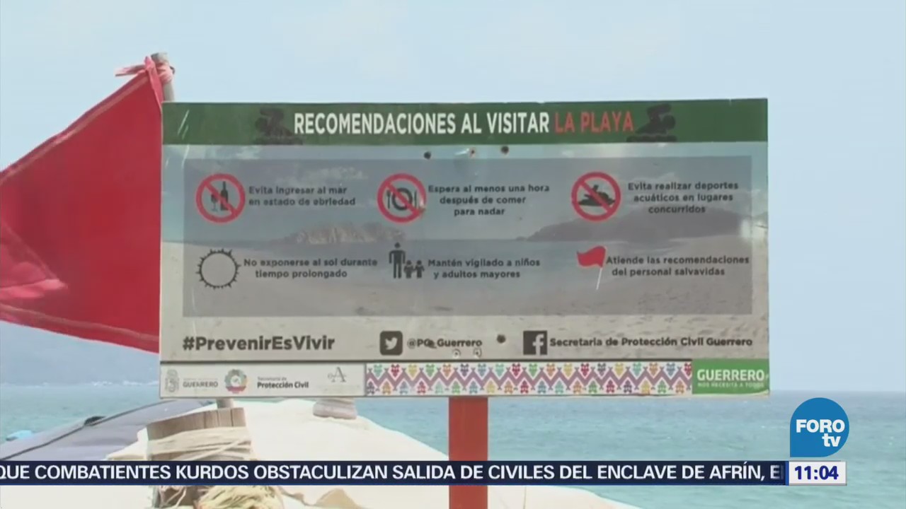 Alertan a turistas sobre mar de fondo en Acapulco