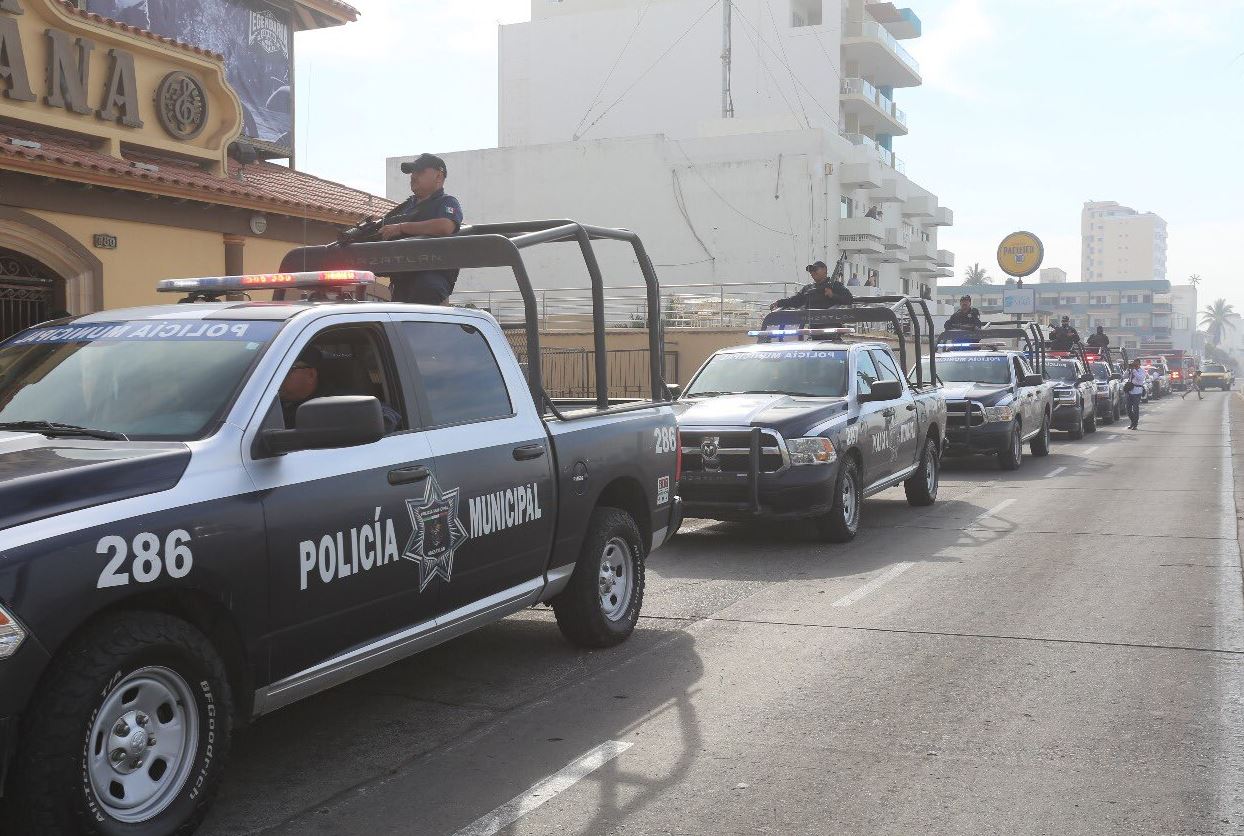 Fuerzas federales mantienen operativo de seguridad en playas de Sinaloa