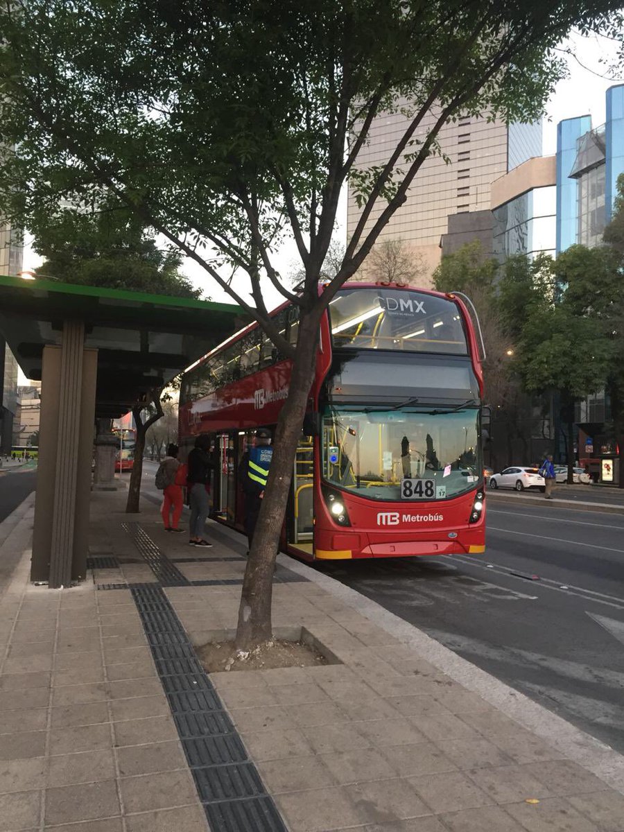 usuarios se quejan servicio metrobus reforma