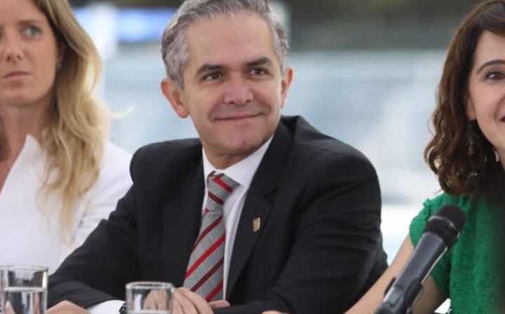 Mancera no dejará cargo en CDMX sin acuerdo escrito para gobierno de coalición