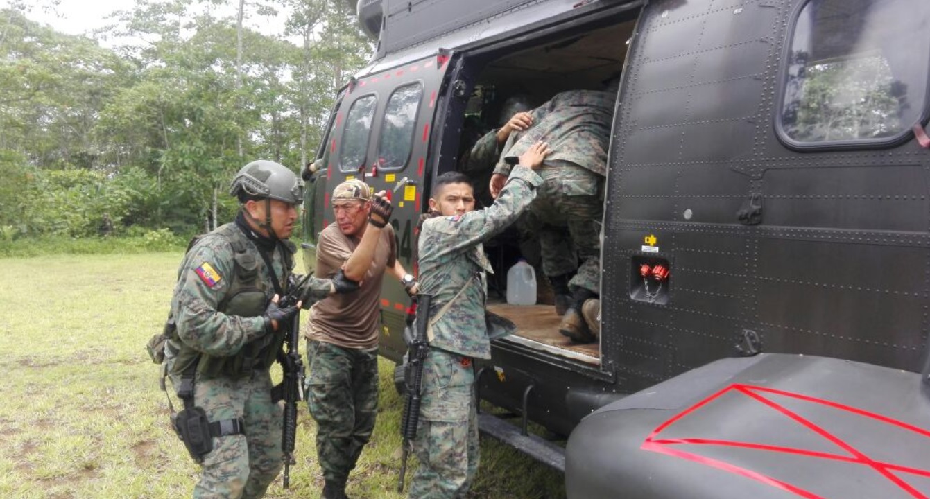 Mueren tres militares ecuatorianos en nuevo ataque en frontera con Colombia