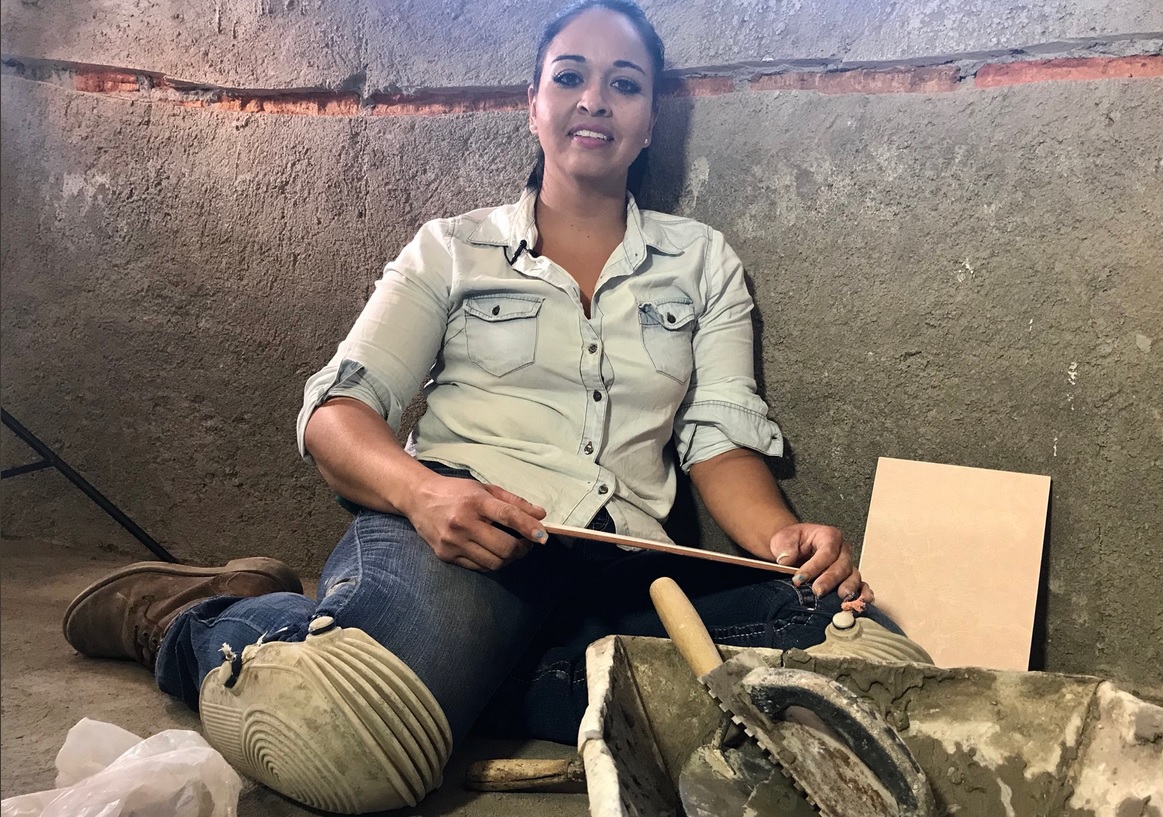 Mujeres en Colima desempeñan oficios que eran considerados exclusivos de hombres