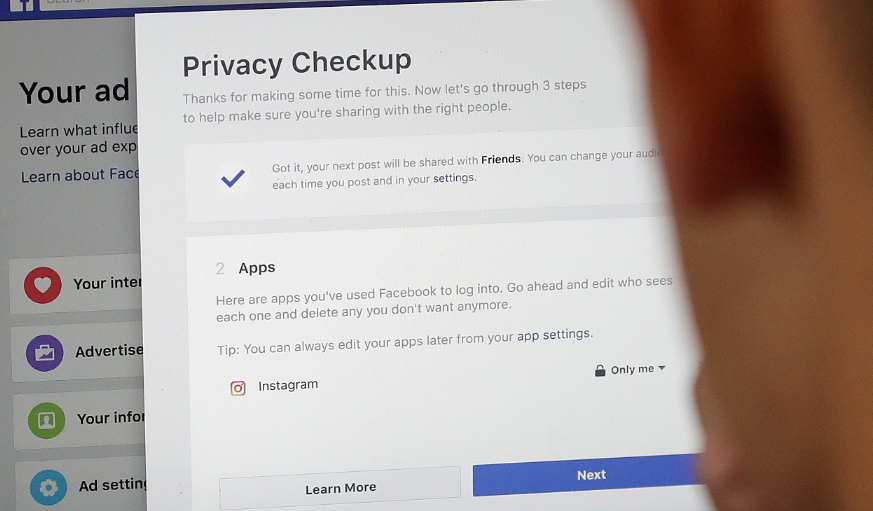 Facebook modifica sus normas de privacidad tras escándalo de Cambridge Analytica