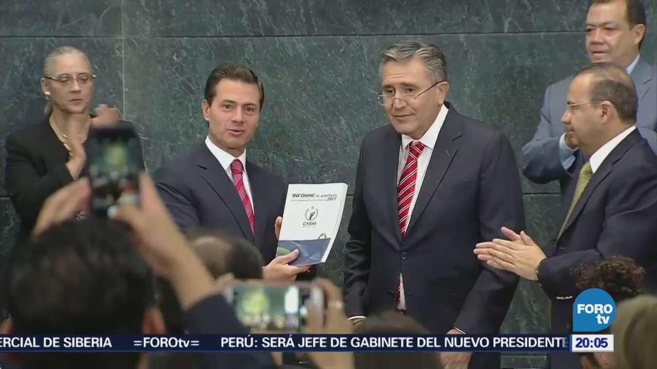 Peña Nieto recibe informe 2017 de la CNDH