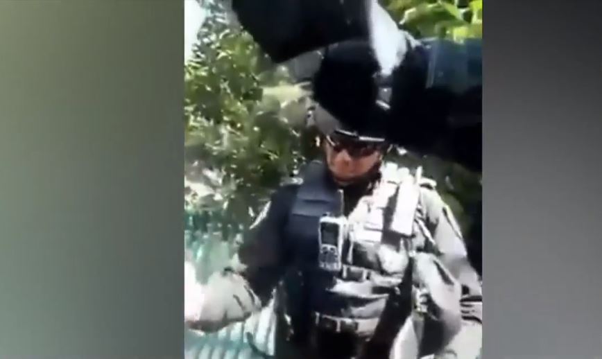 Denuncian abuso policial en avenida Vasco de Quiroga y Periférico, CDMX. (Noticieros Televis a)