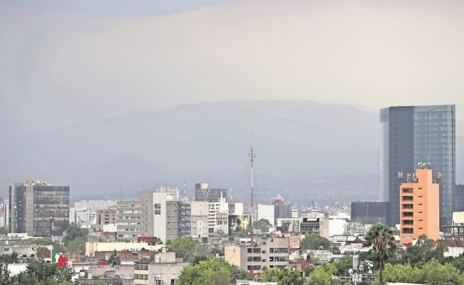 Predominará en Valle de México cielo nublado con bruma