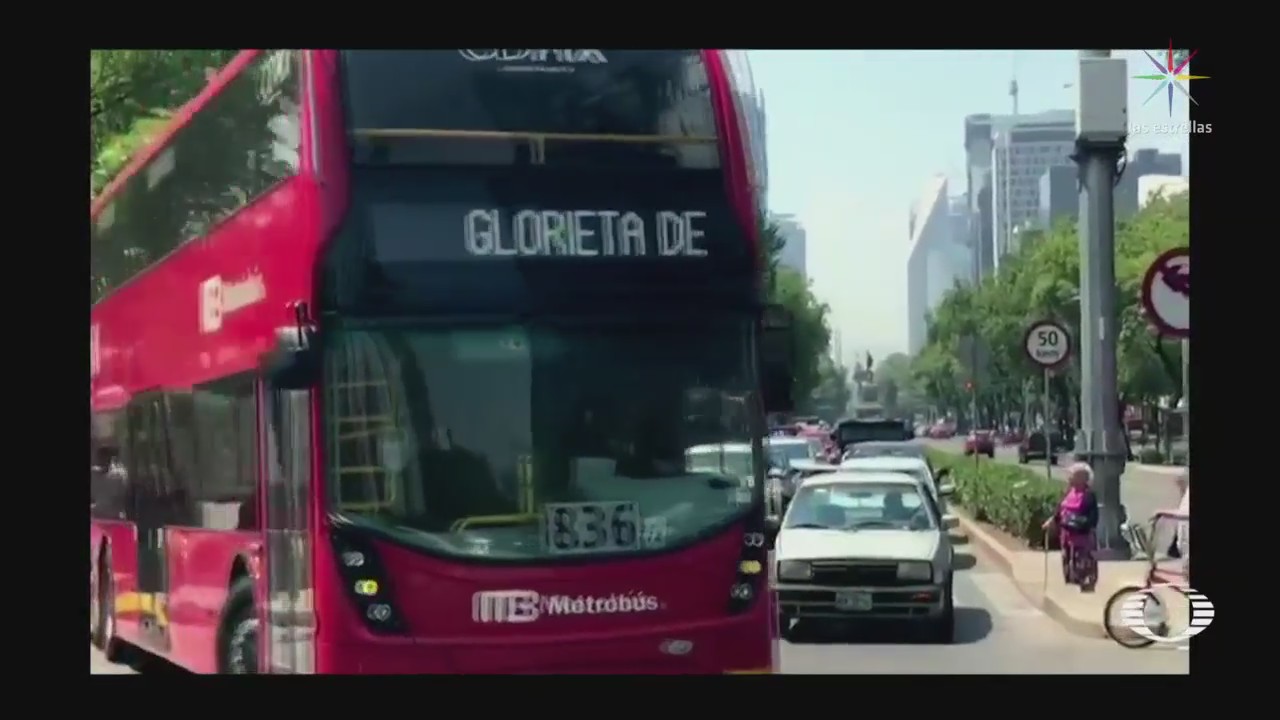 Quejas y confusión en primer día del Metrobús en Reforma