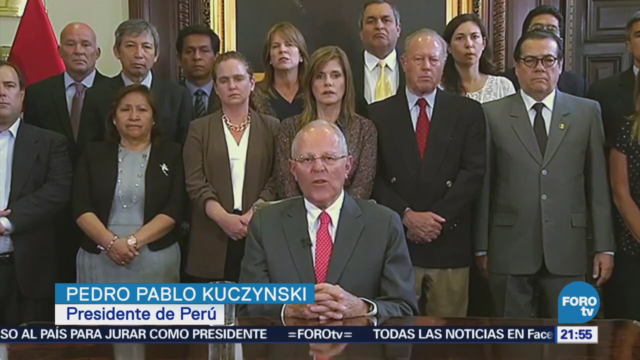 Renuncia Kuczynski a Presidencia de Perú