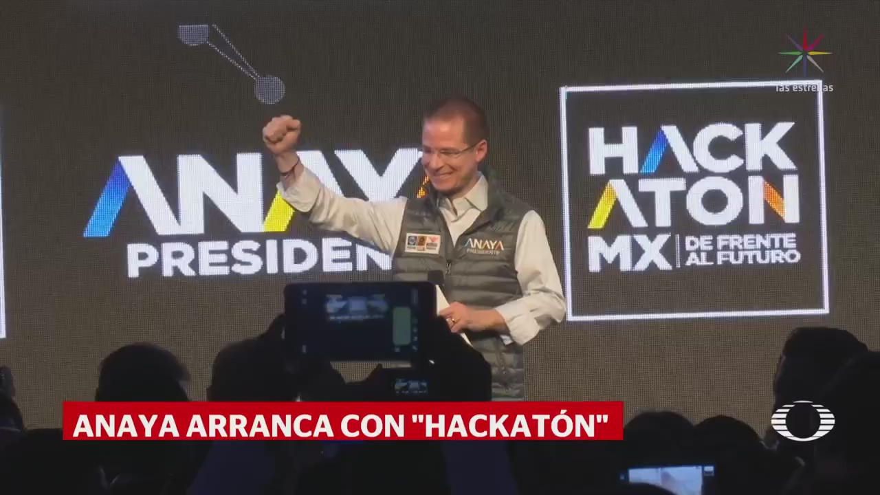 Ricardo Anaya arranca su campaña con 'Hackatón' en Ciudad de México