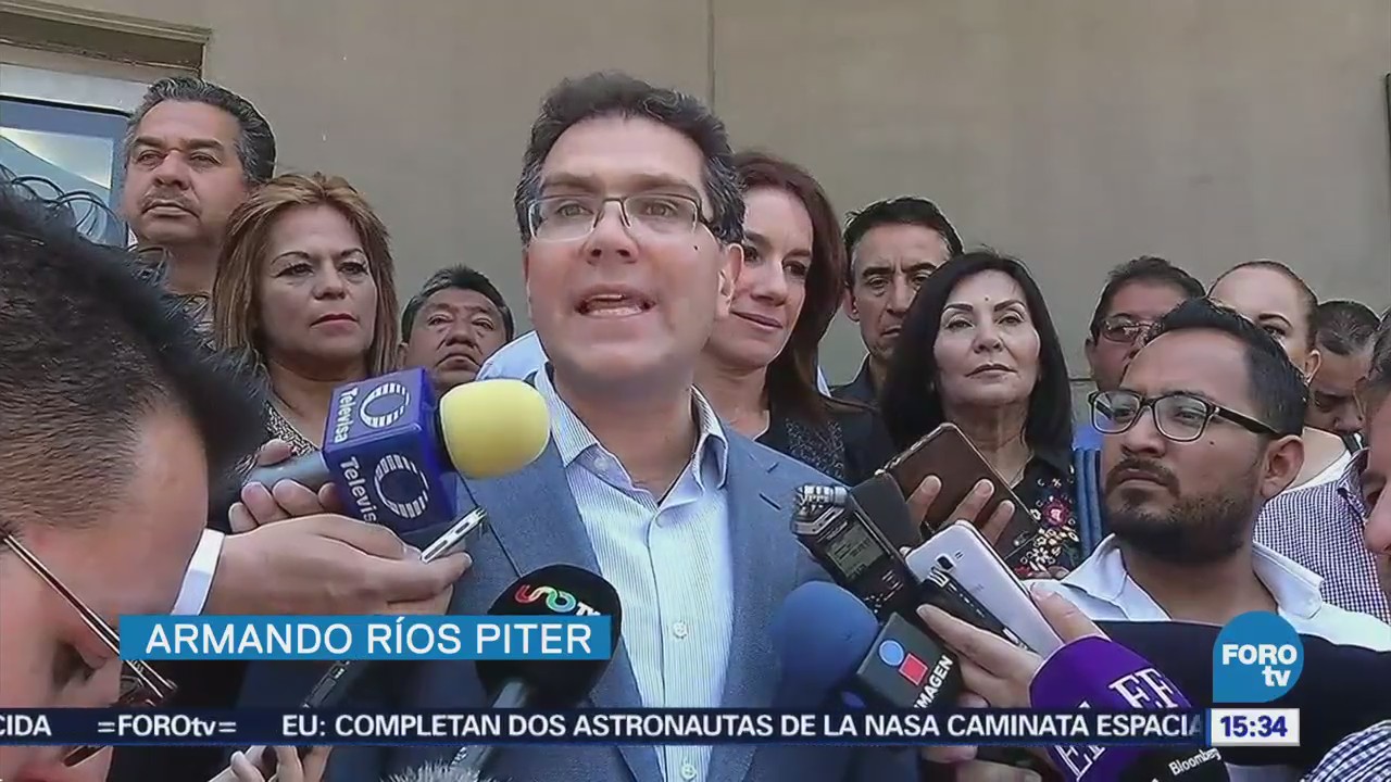 Ríos Piter demanda al INE ante el TEPJF