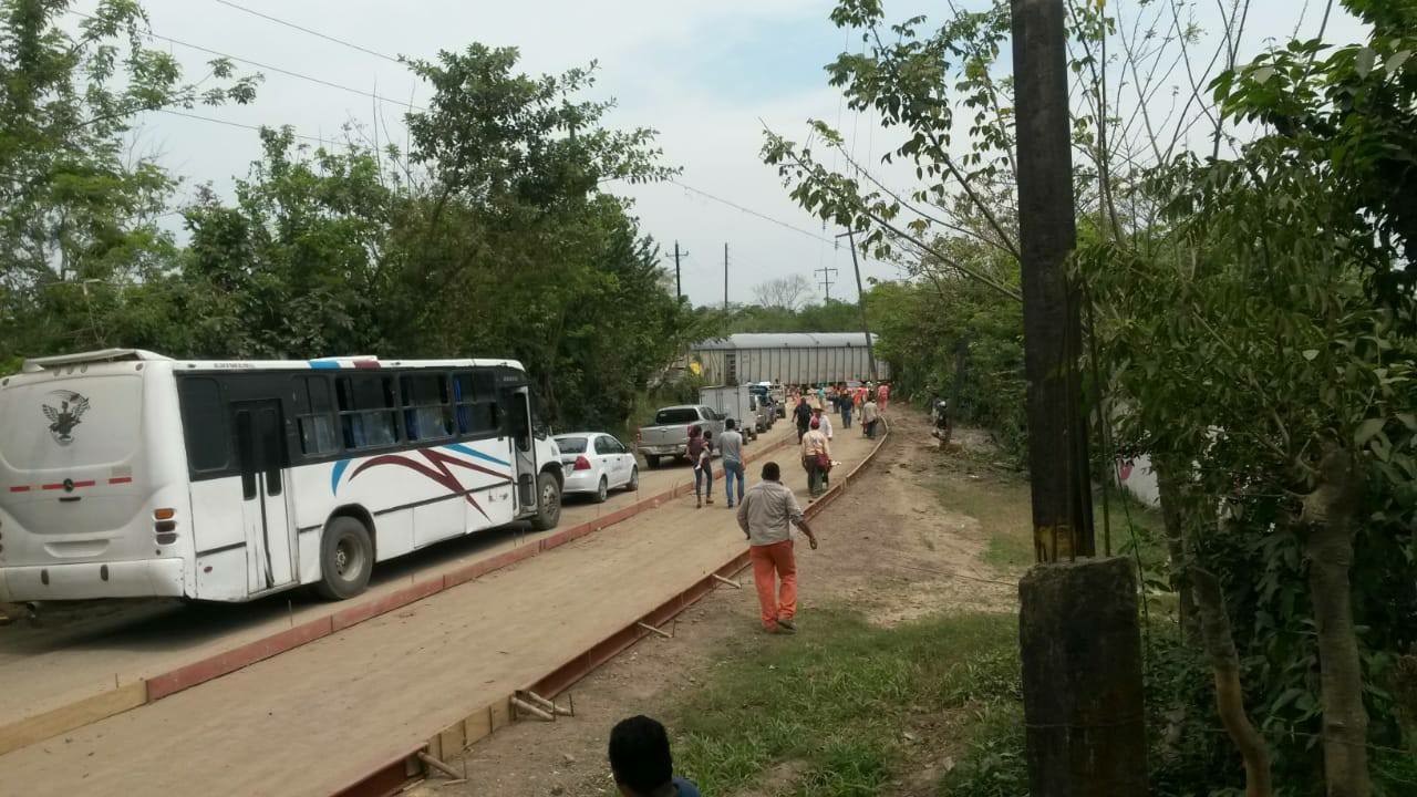 Tren se descarrila en Moloacán, Veracruz