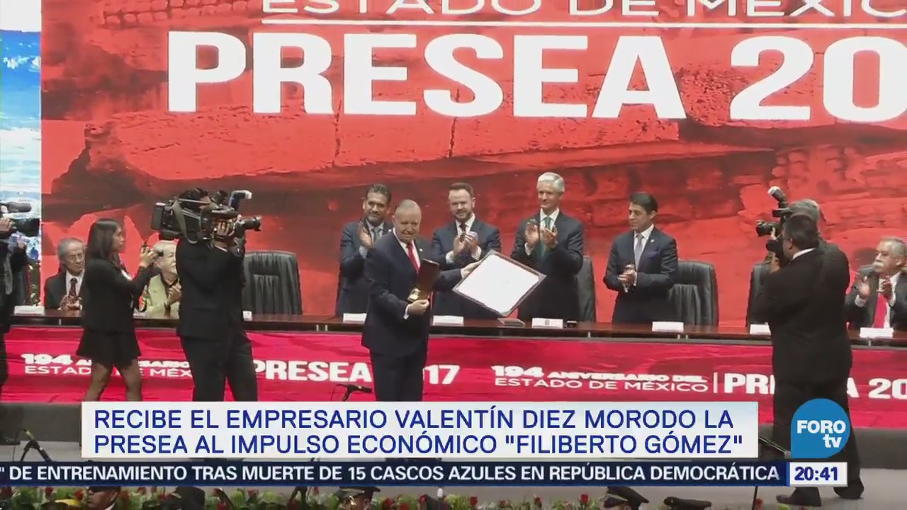 Valentín Diez Morodo recibe la presea al impulso económico ‘Filiberto Gómez’