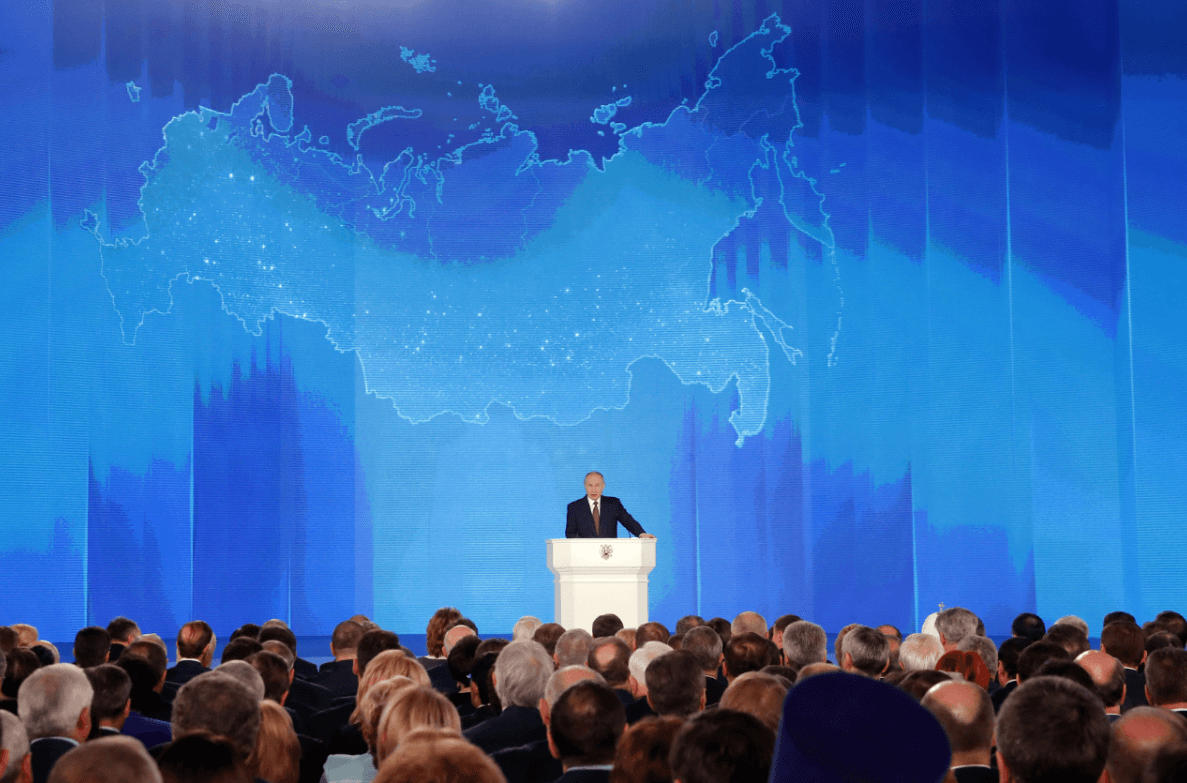 Putin presenta armamento nuclear que hace inútil el escudo antimisiles