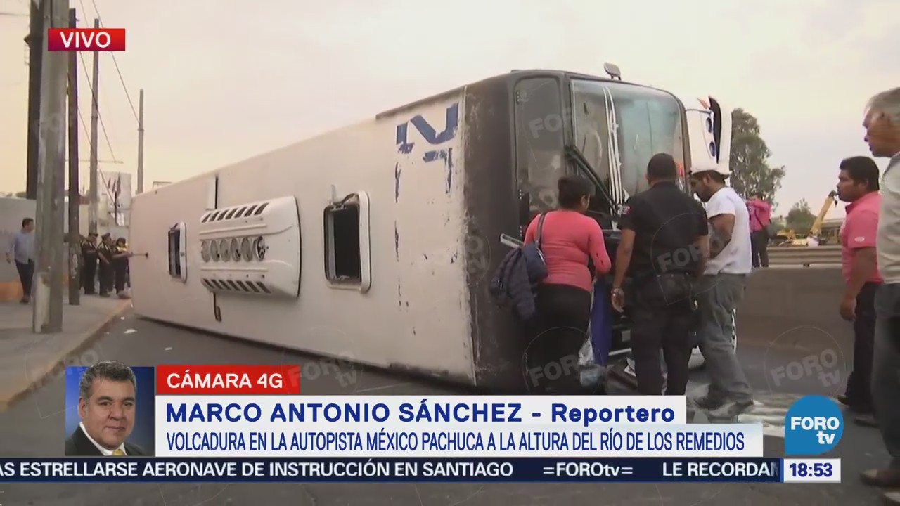 Volcadura de autobús de pasajeros en la México- Pachuca deja 16 lesionados