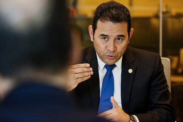 Surge tercera acusación de corrupción contra presidente de Guatemala