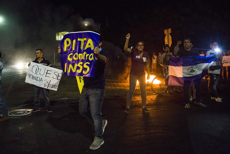 al menos cuatro muertos protesta reformas seguro social nicaragua