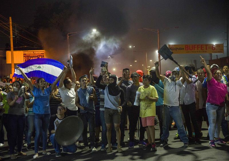 suman 10 muertos protestas nicaragua gobierno acepta dialogo