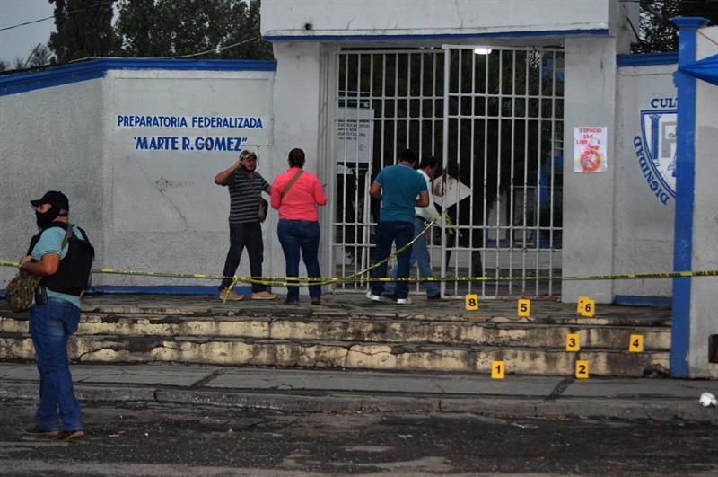 Comando ataca preparatoria en Tamaulipas hay cinco estudiantes heridos