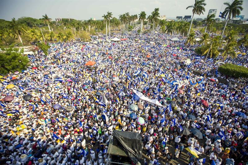 Miles se manifiestan en Nicaragua contra el presidente Daniel Ortega