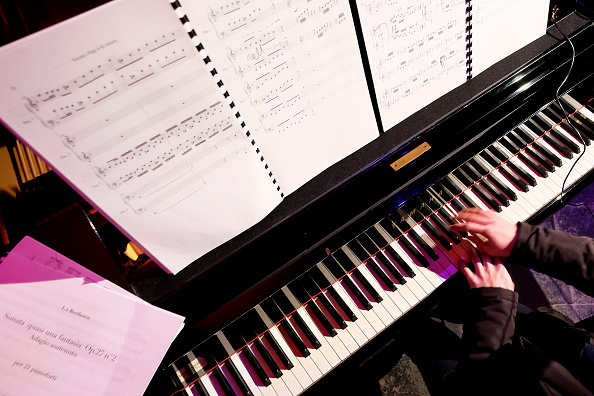 Pequeños pianistas de Colima festejan Día del Niño con música