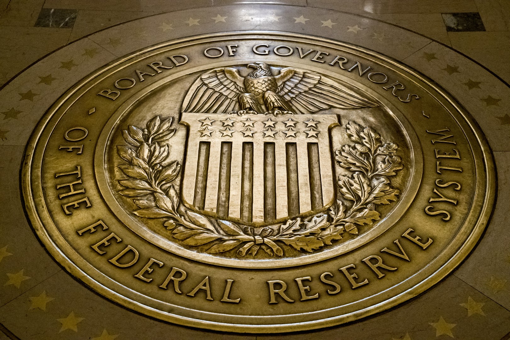 Autoridades de la Fed ven un fortalecimiento en economía