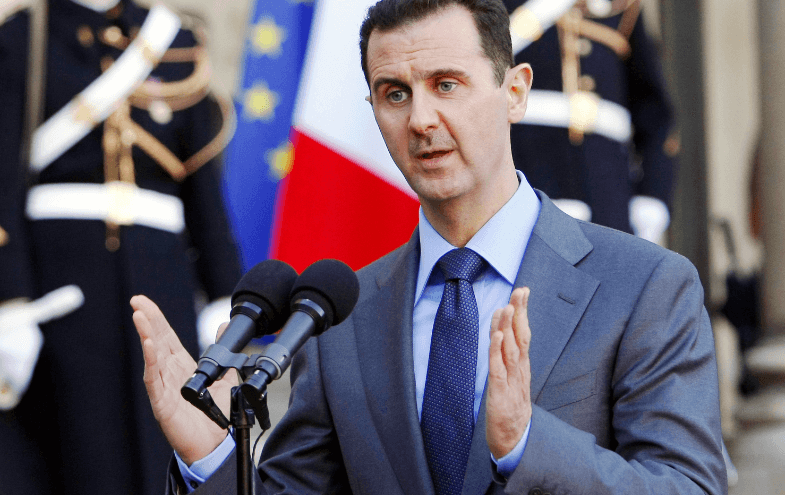 Al Assad devuelve a Francia la Cruz de la Legión de Honor