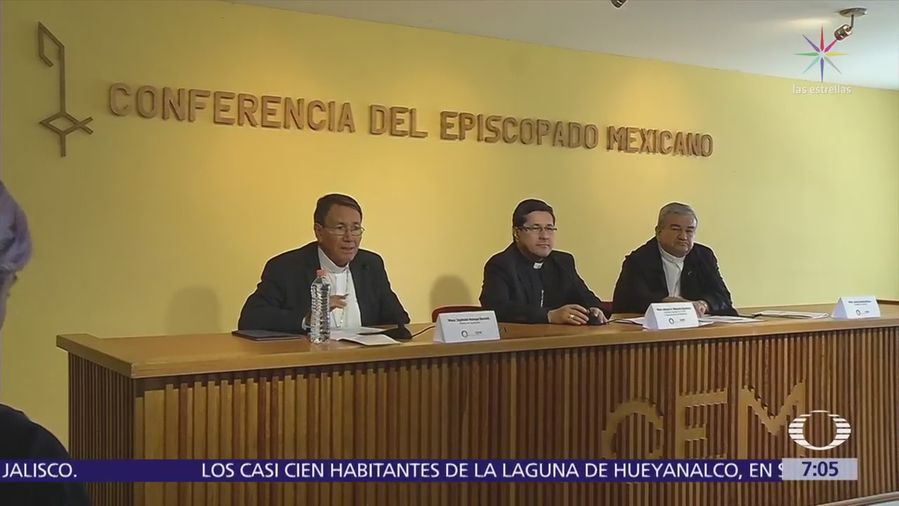 Candidatos presidenciales se reúnen con obispos en sede de la CEM