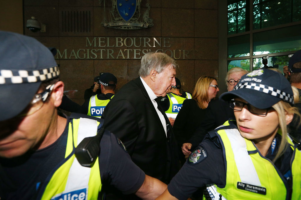 Tribunal australiano enjuiciará cardenal George Pell pederastia